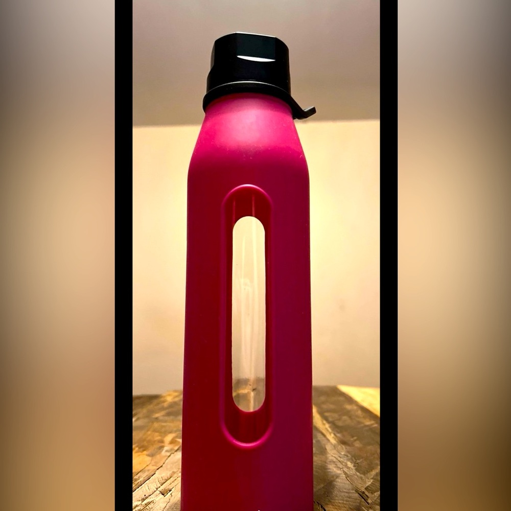 Takeya Glass Water Bottle with Silicone Sleeve, PINK HYDRATION TUMBLER - Picture 2 of 7